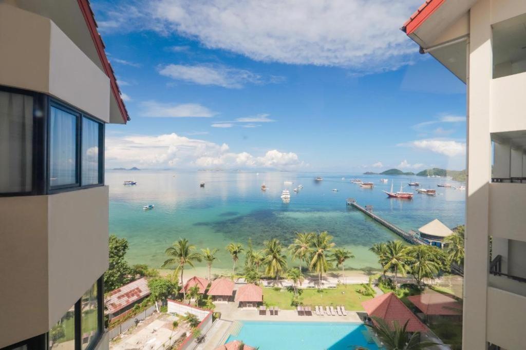 Laprima Hotel Labuan Bajo Exterior photo