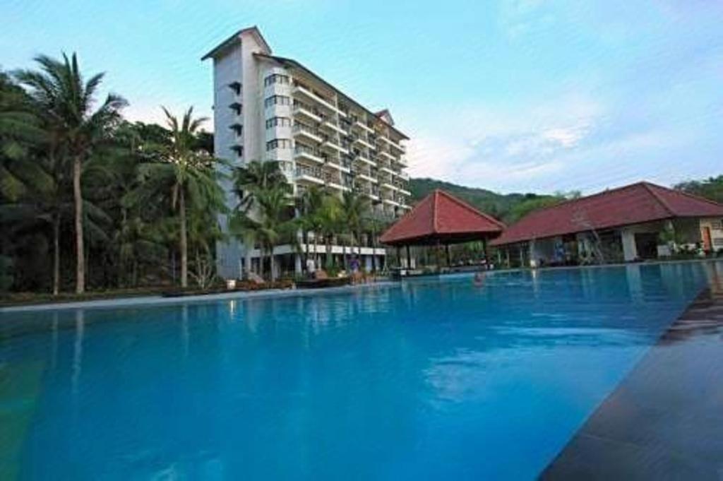 Laprima Hotel Labuan Bajo Exterior photo