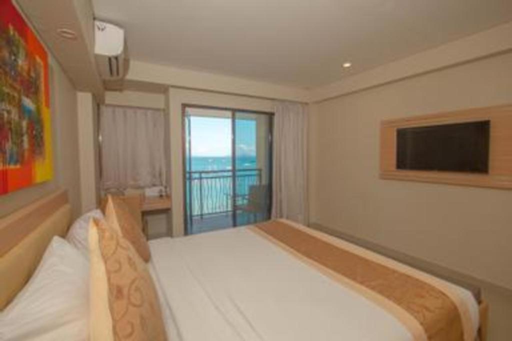 Laprima Hotel Labuan Bajo Exterior photo